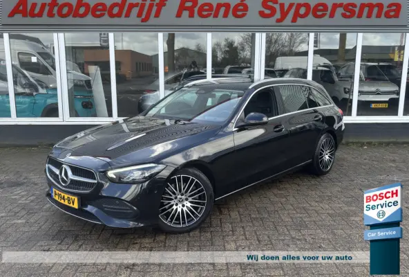 220 d 4MATIC Luxury Line | Inklapbare Trekhaak | Sfeerverlichting | Stoelverwarming | Apple Carplay