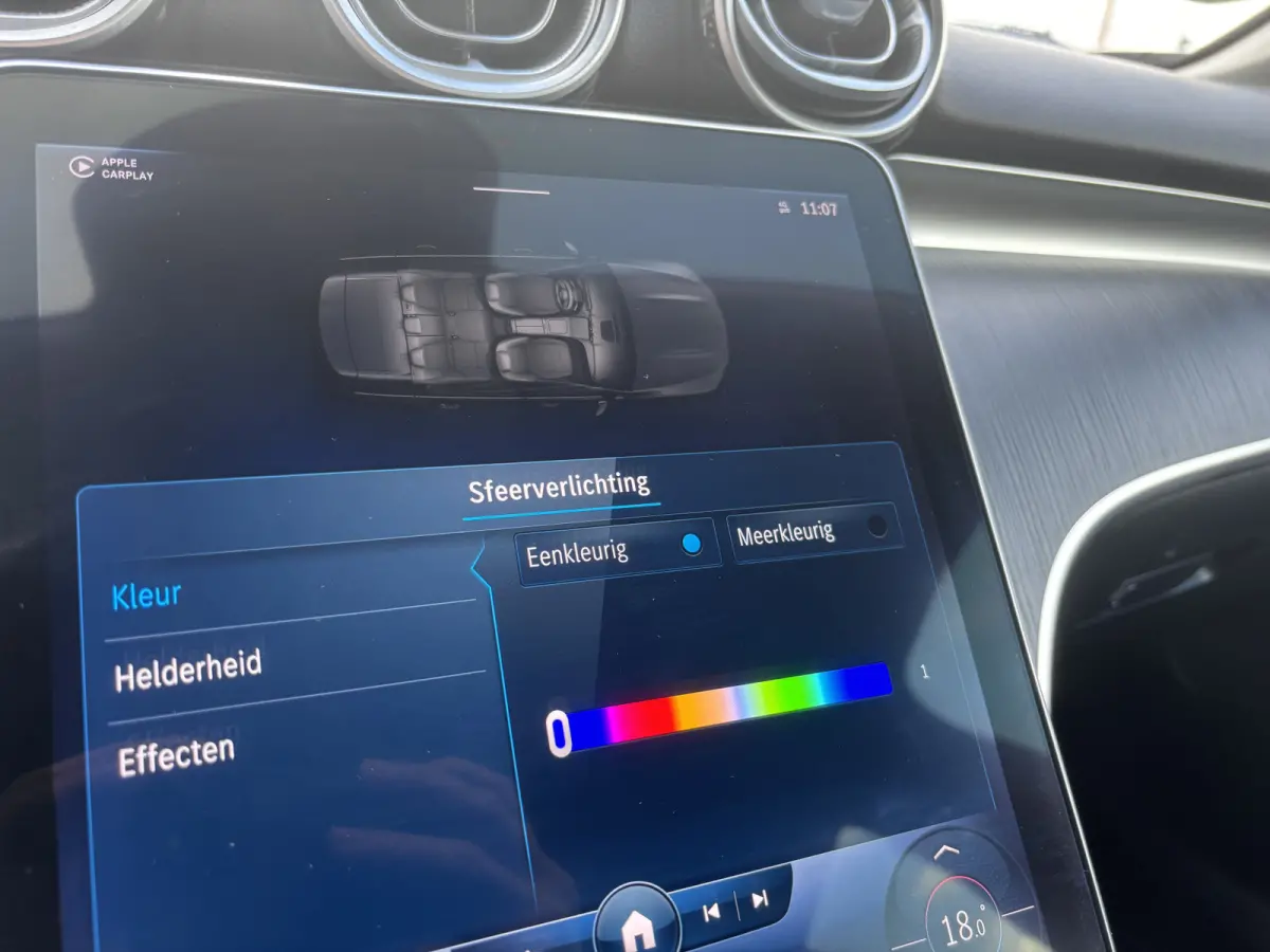 220 d 4MATIC Luxury Line | Inklapbare Trekhaak | Sfeerverlichting | Stoelverwarming | Apple Carplay