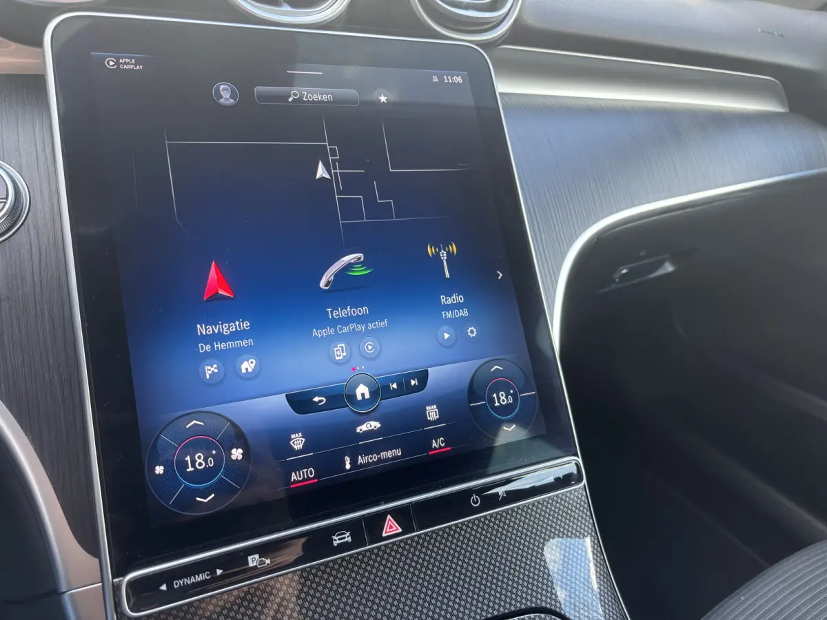 220 d 4MATIC Luxury Line | Inklapbare Trekhaak | Sfeerverlichting | Stoelverwarming | Apple Carplay