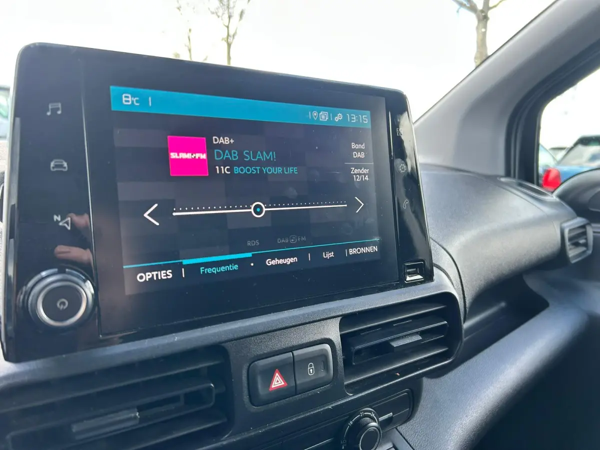 1.5 BlueHDI Club XL | Apple Carplay | Navi | Cruise | Airco