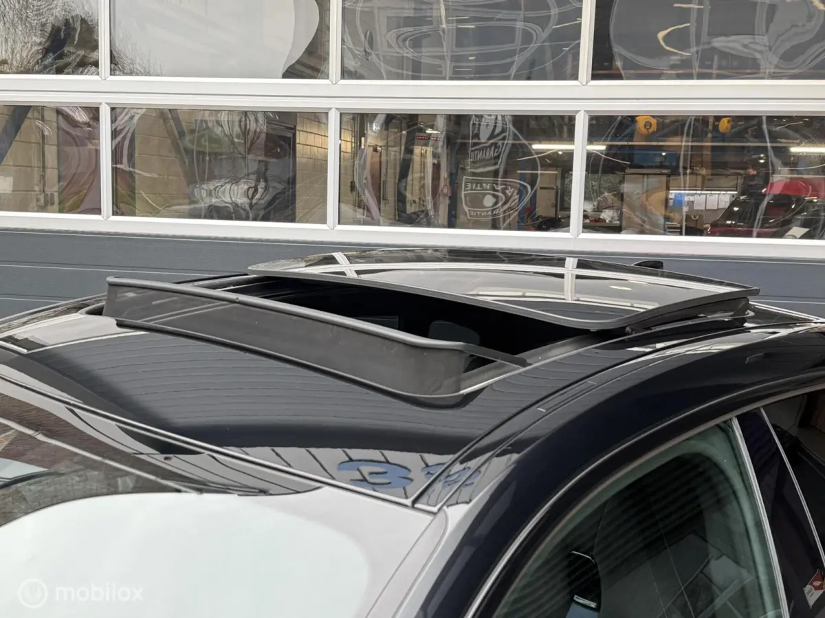 220i M Sport Panodak Kuipstoelen Harman Kardon Virtaul Navi Carplay Camera