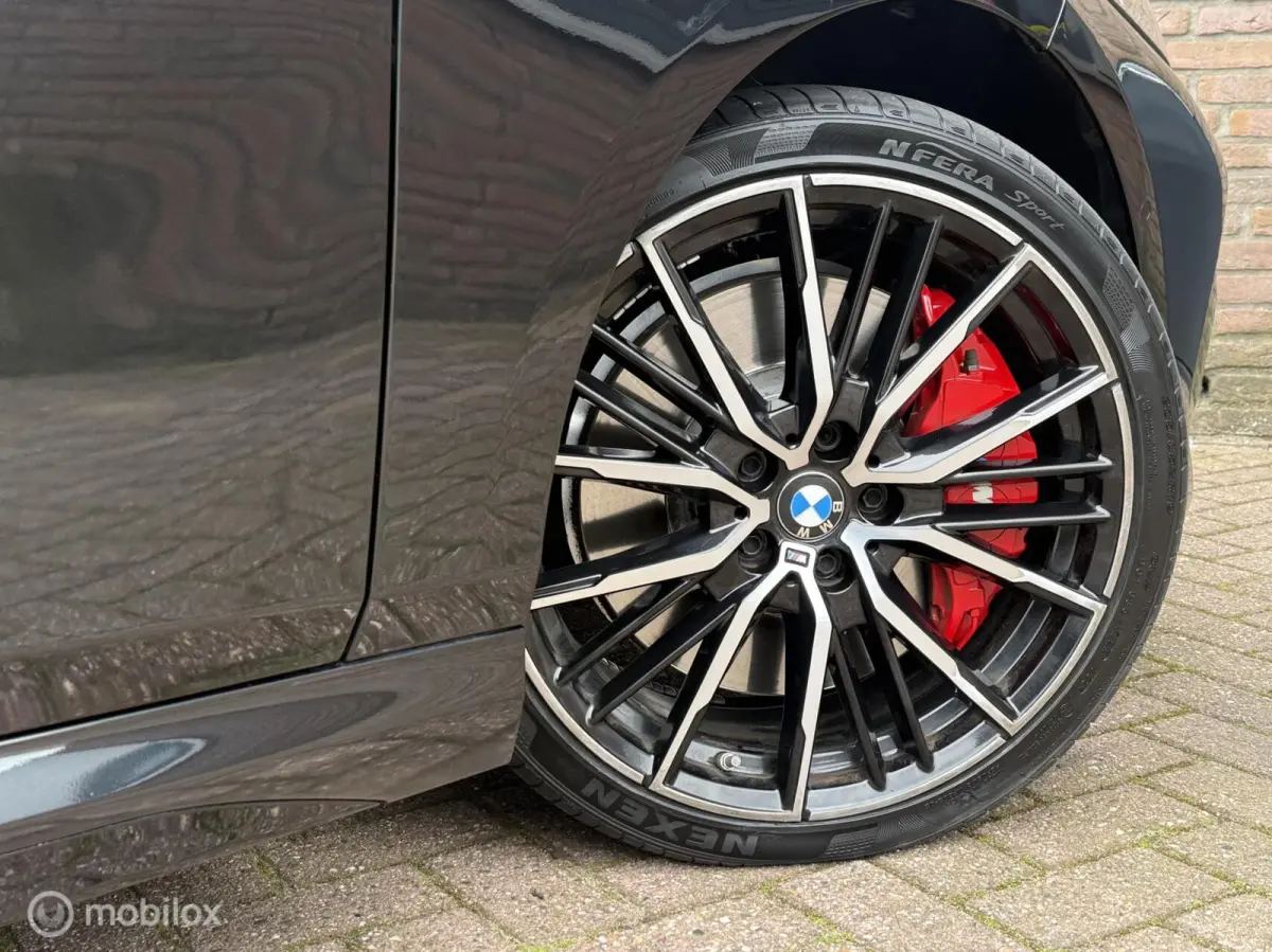 220i M Sport Panodak Kuipstoelen Harman Kardon Virtaul Navi Carplay Camera