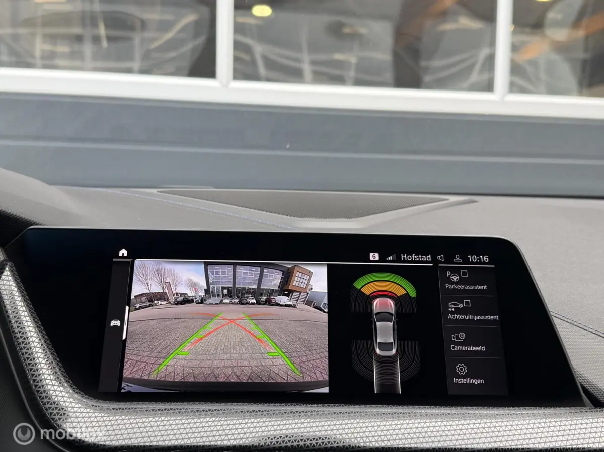 220i M Sport Panodak Kuipstoelen Harman Kardon Virtaul Navi Carplay Camera