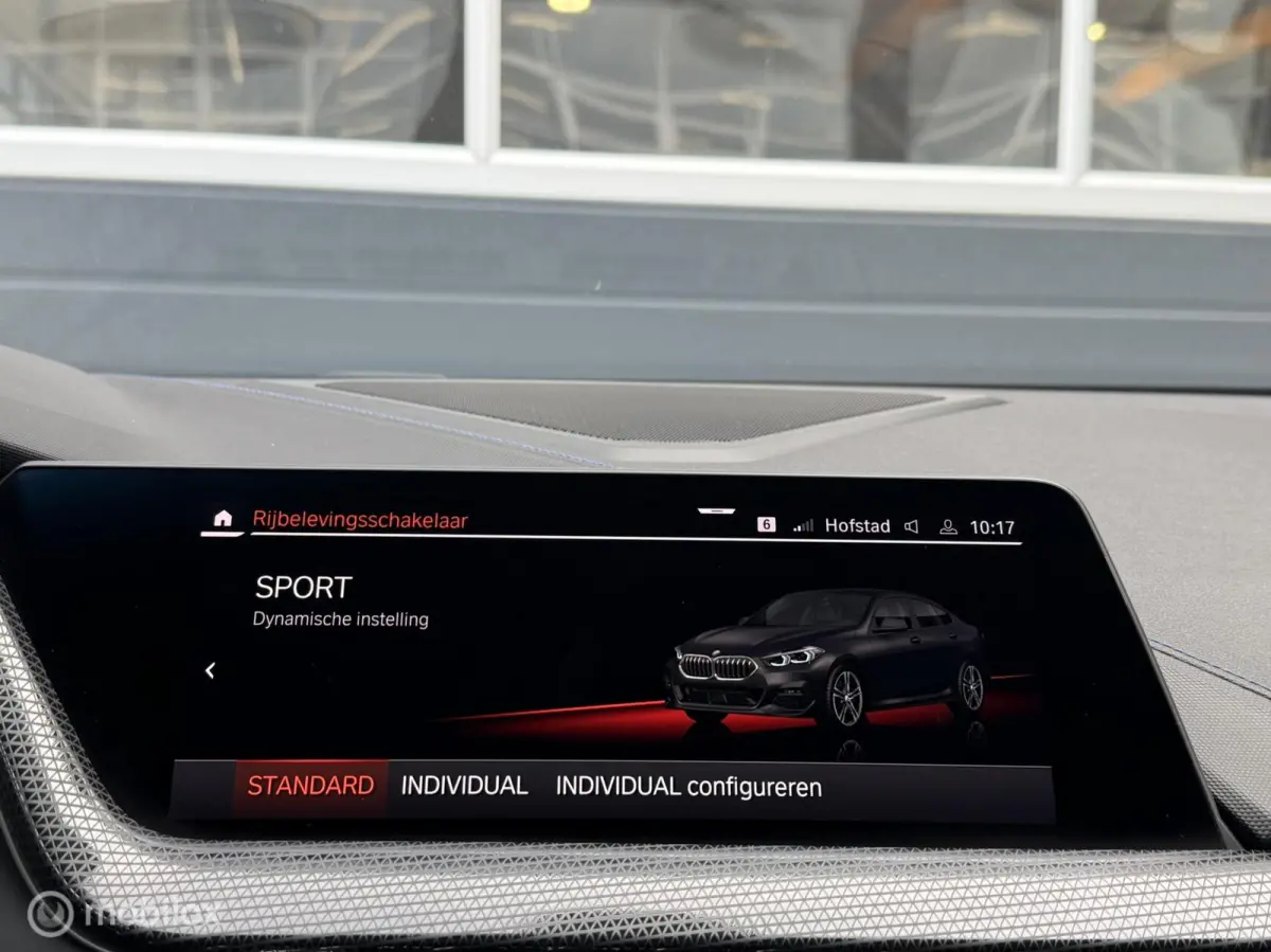 220i M Sport Panodak Kuipstoelen Harman Kardon Virtaul Navi Carplay Camera
