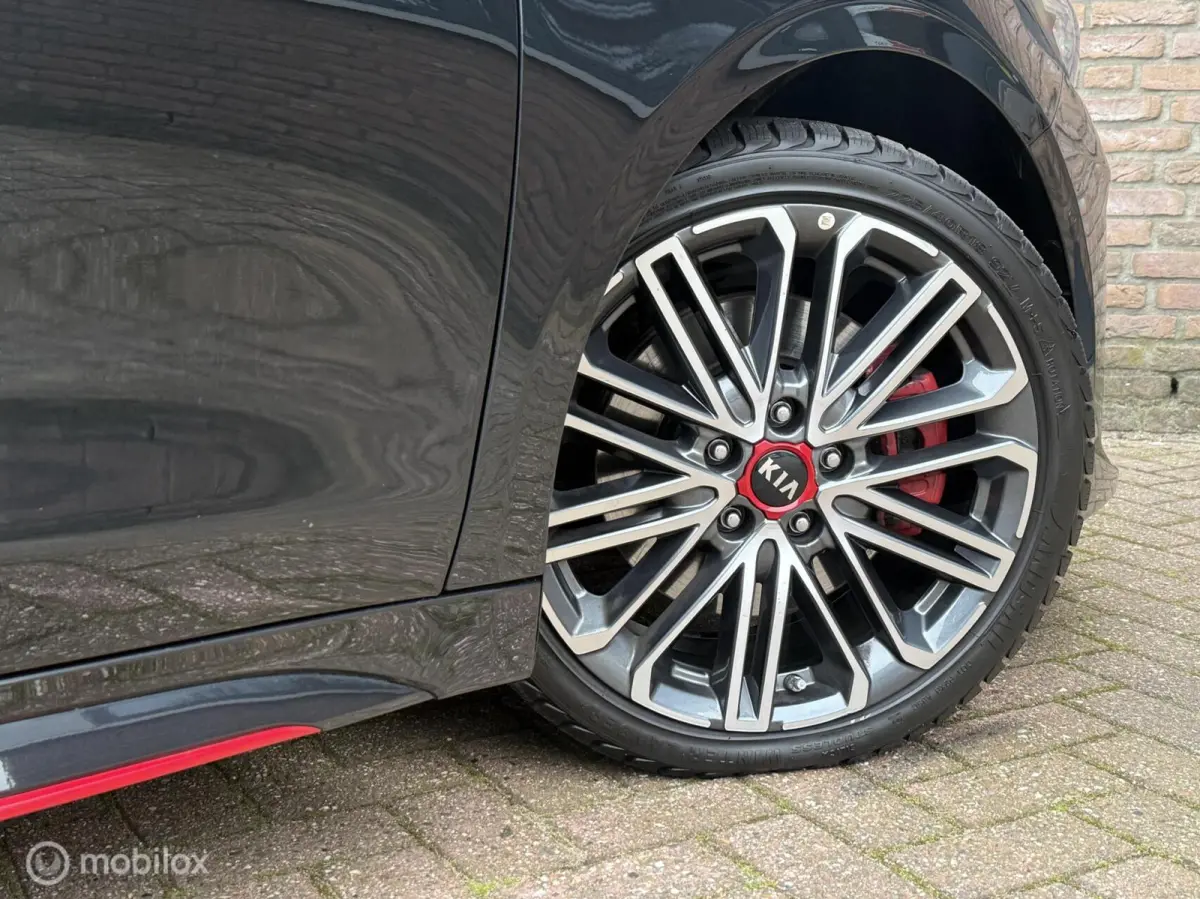 1.6 T-GDI GT Schuifdak Alcantara ACC Navi Carplay Camera JBL