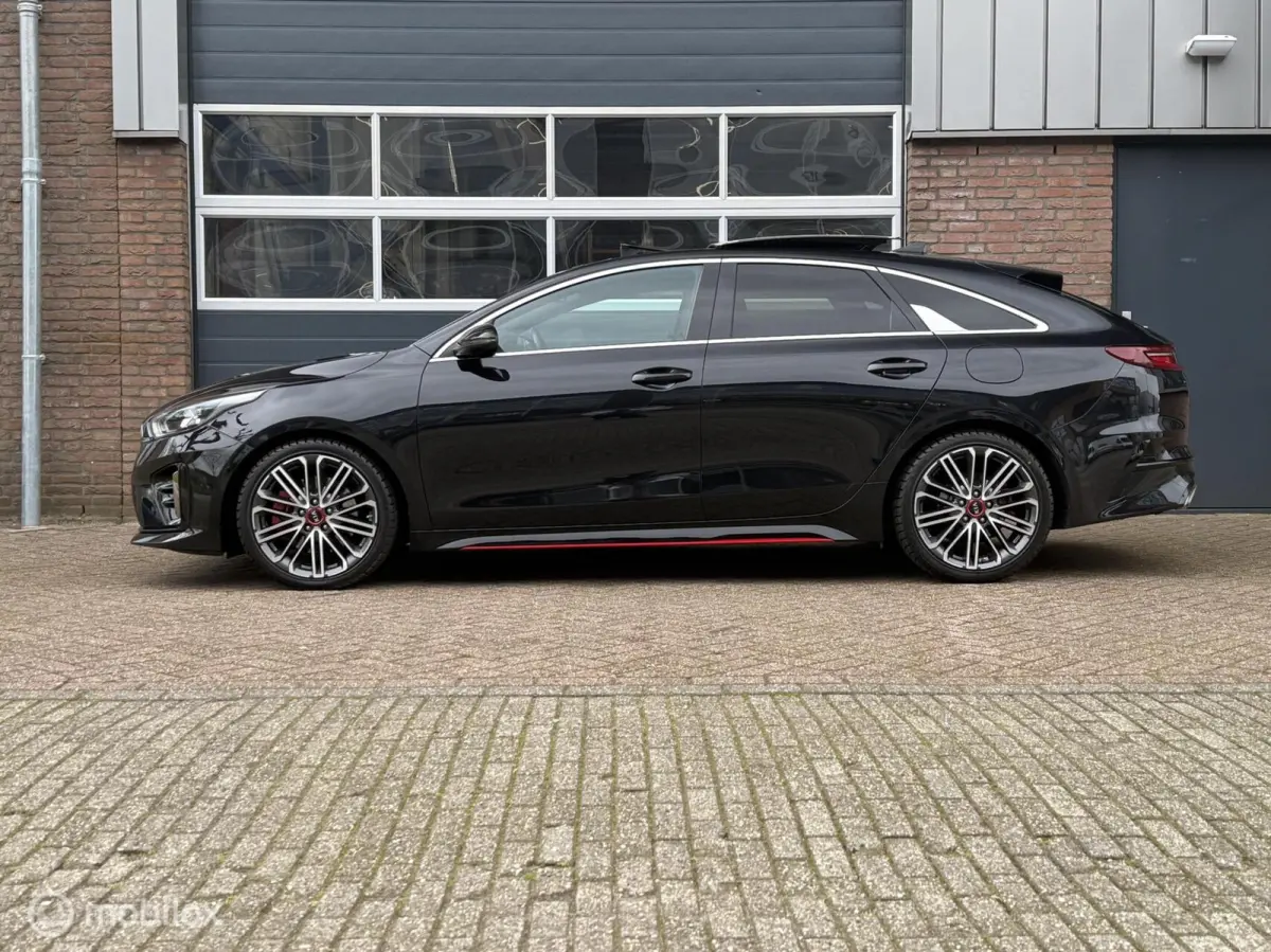 1.6 T-GDI GT Schuifdak Alcantara ACC Navi Carplay Camera JBL
