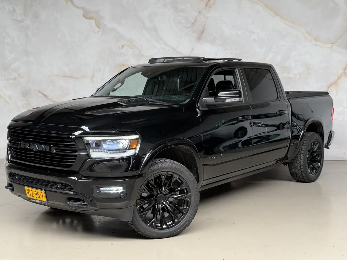 1500 5.7 V8 4x4 Crew Cab Laramie G3 LPG
