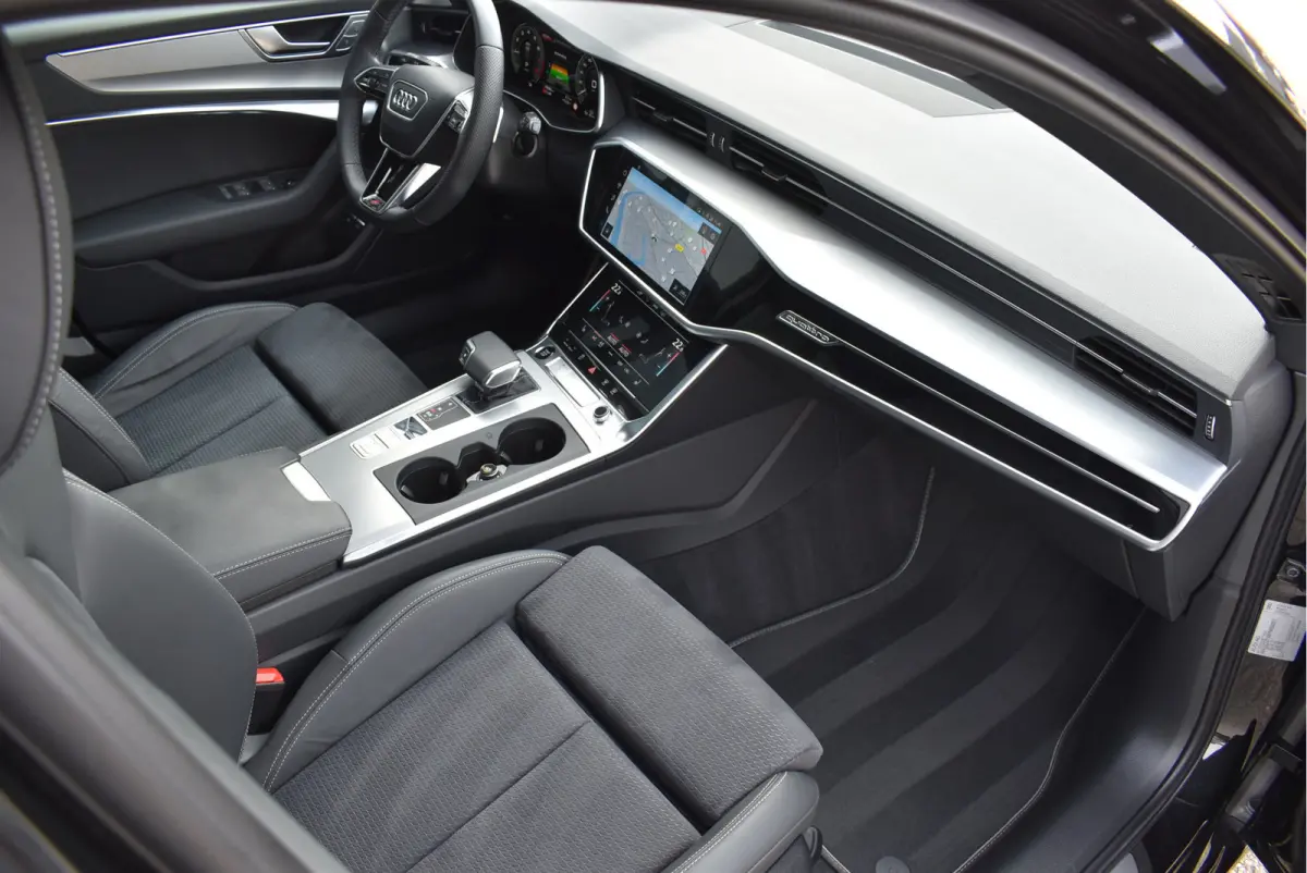 50 TFSI e Quattro S-Line Pano Matrix Leder Trekhaak S6 Diffusor 21 Inch