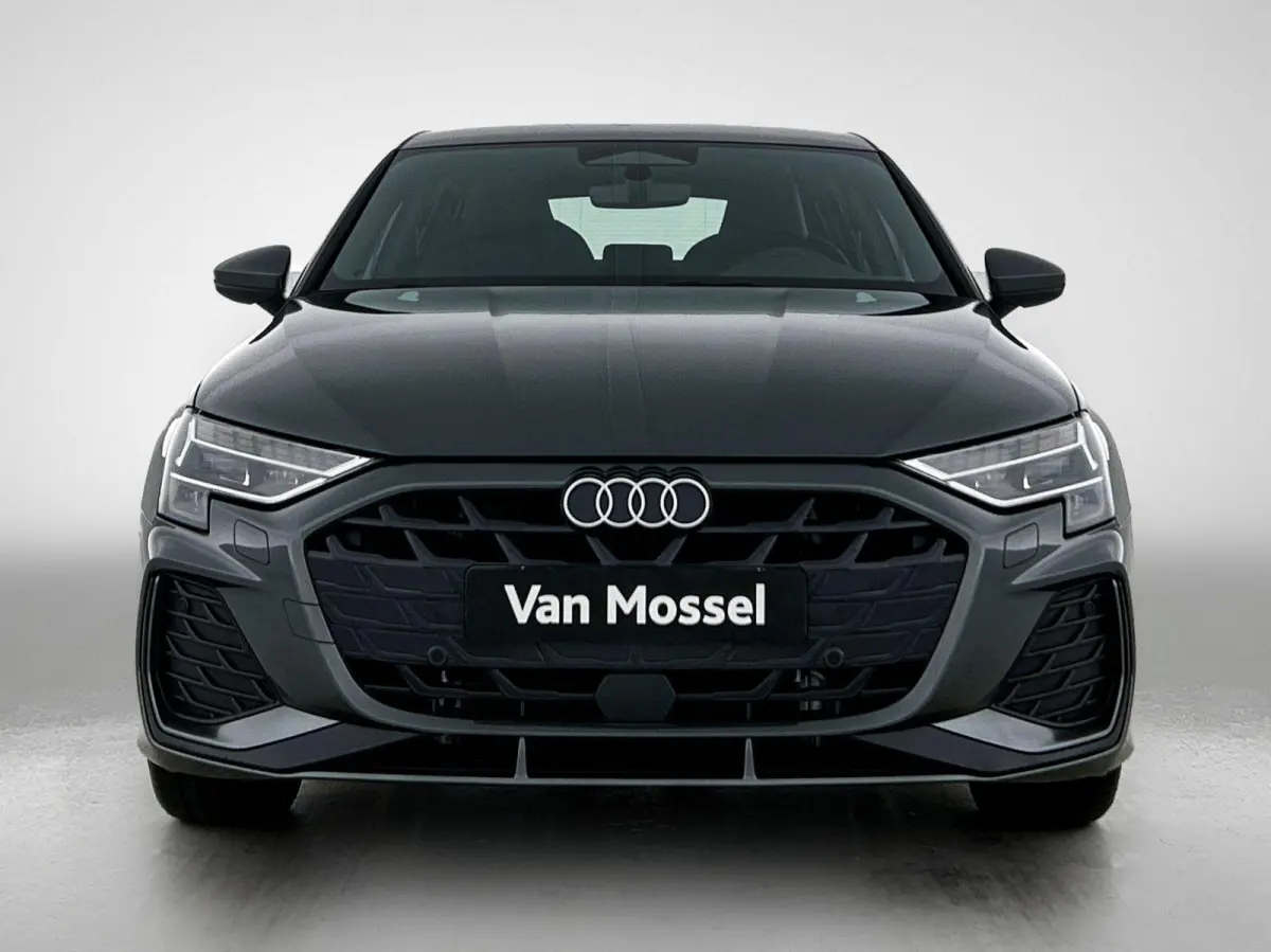 40 TFSI e S edition 204 PK | S-line | Automaat | Navigatie | Cruise Control | Apple Carplay | Android Auto | Lichtmetalen velgen |