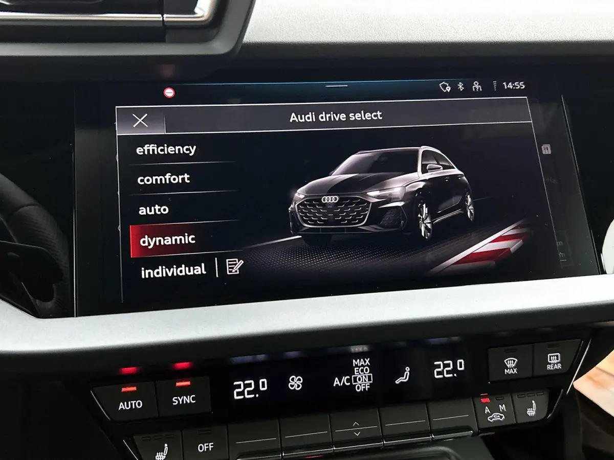 40 TFSI e S edition 204 PK | S-line | Automaat | Navigatie | Cruise Control | Apple Carplay | Android Auto | Lichtmetalen velgen |