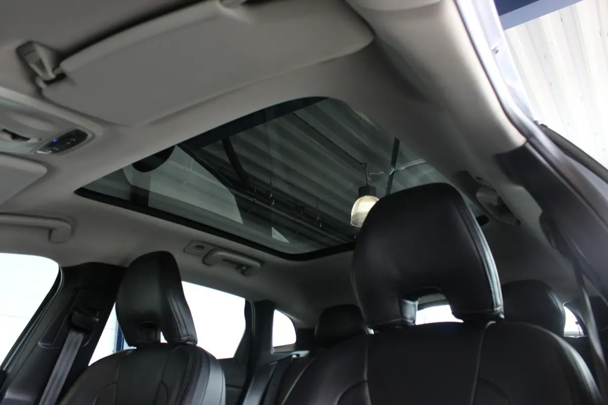 1.5 T3 Summum Trekhaak | Pano | Memory | Camera | LED | Bluetooth | Navi | Keyless | Leder | 17" LMV | PDC V+A