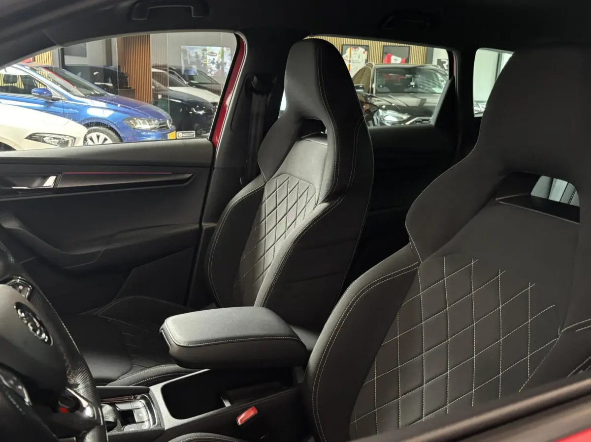 1.5 TSI ACT 150 pk DSG Sportline Buss | Navi | LED | Camera | ACC | Virtual | Keyless | 1e Eig | Org NL |