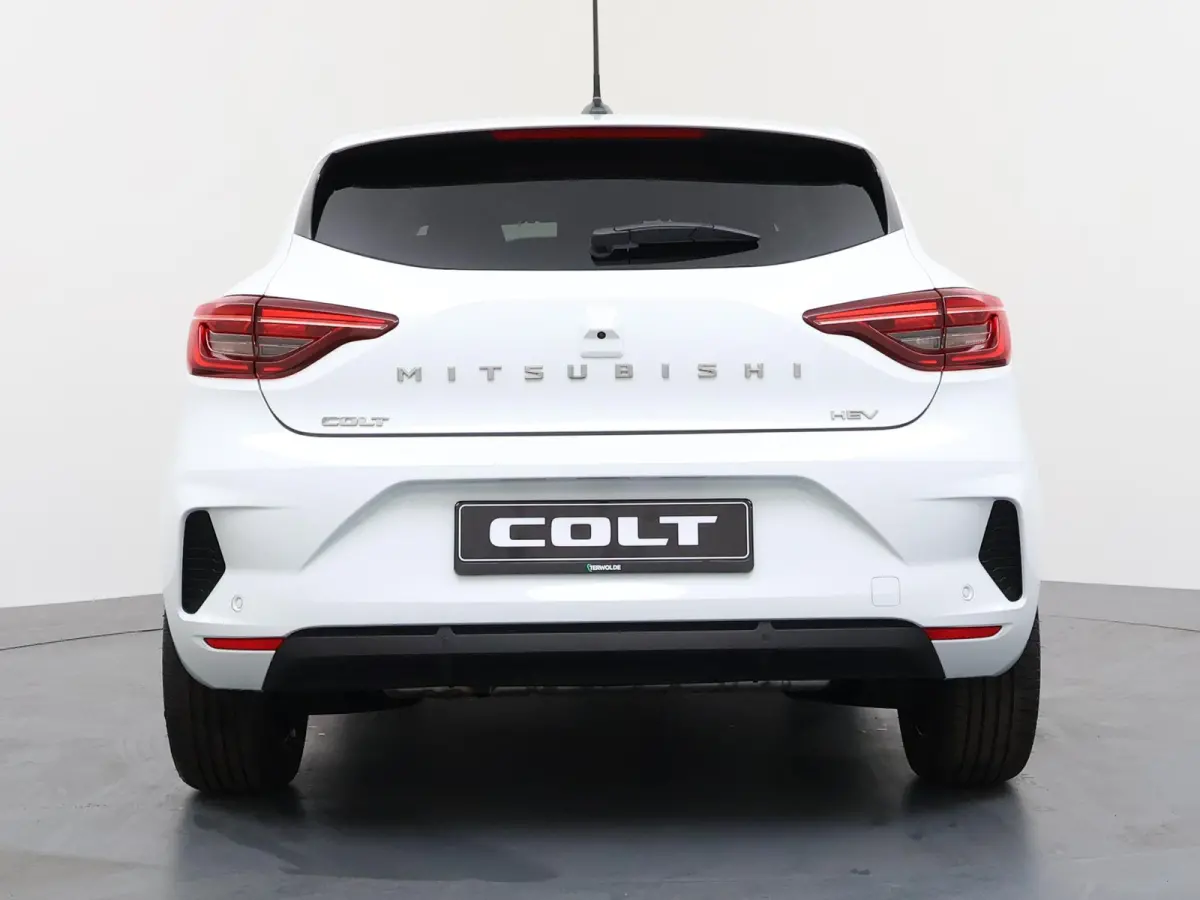 1.6 HEV Intense €4.000 Korting | 16-Inch lichtmetalen velgen | Cruise Control | Kunstlederen stuurwiel | Achteruitrijcamera | Privacy Glass | Parkeersensoren voor en achter | Climate Contr
