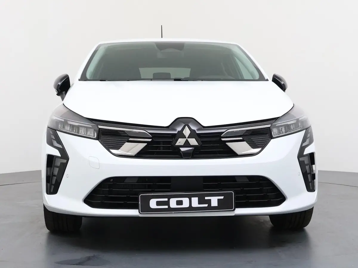 1.6 HEV Intense €4.000 Korting | 16-Inch lichtmetalen velgen | Cruise Control | Kunstlederen stuurwiel | Achteruitrijcamera | Privacy Glass | Parkeersensoren voor en achter | Climate Contr