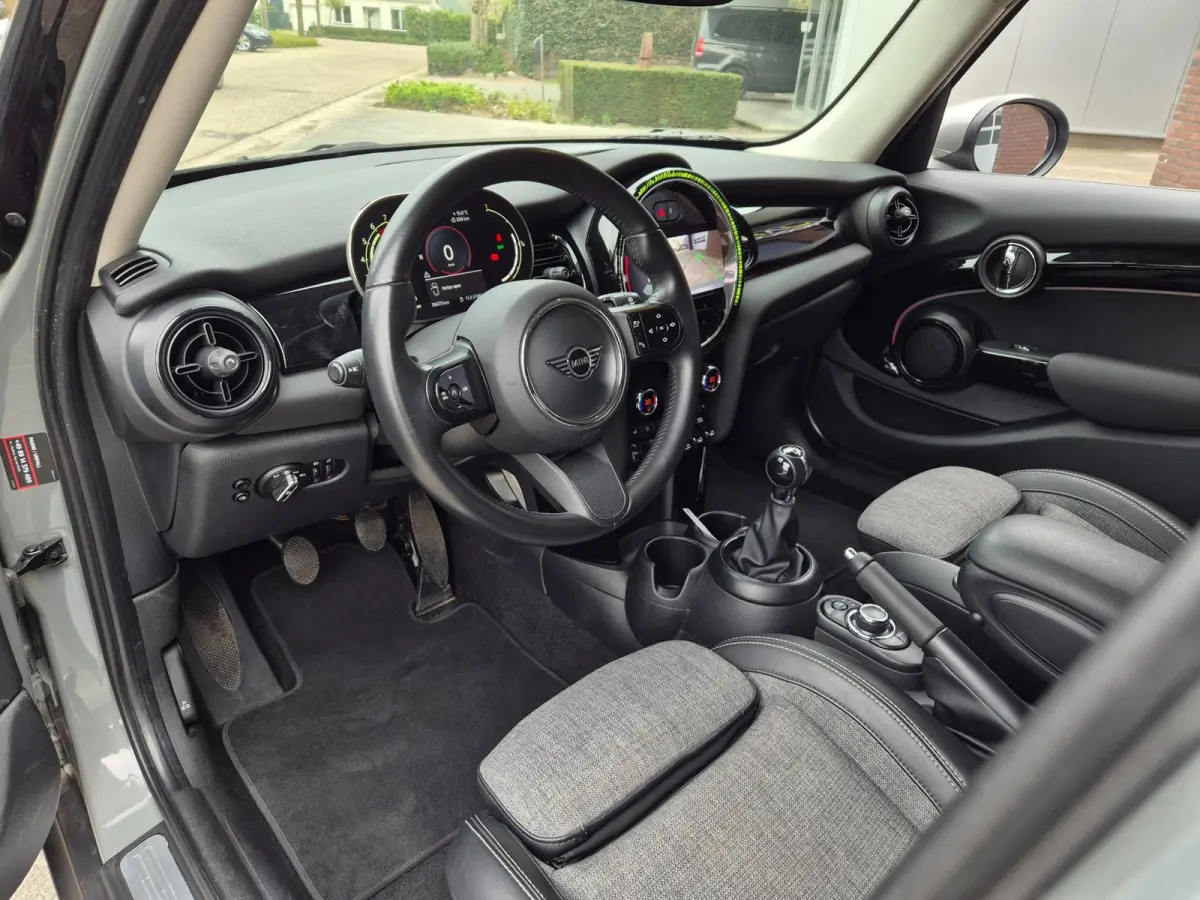F55 LCI One New model Camera Apple CarPlay Cruise LED RIJKLAAR Mini 1.5 One John Works