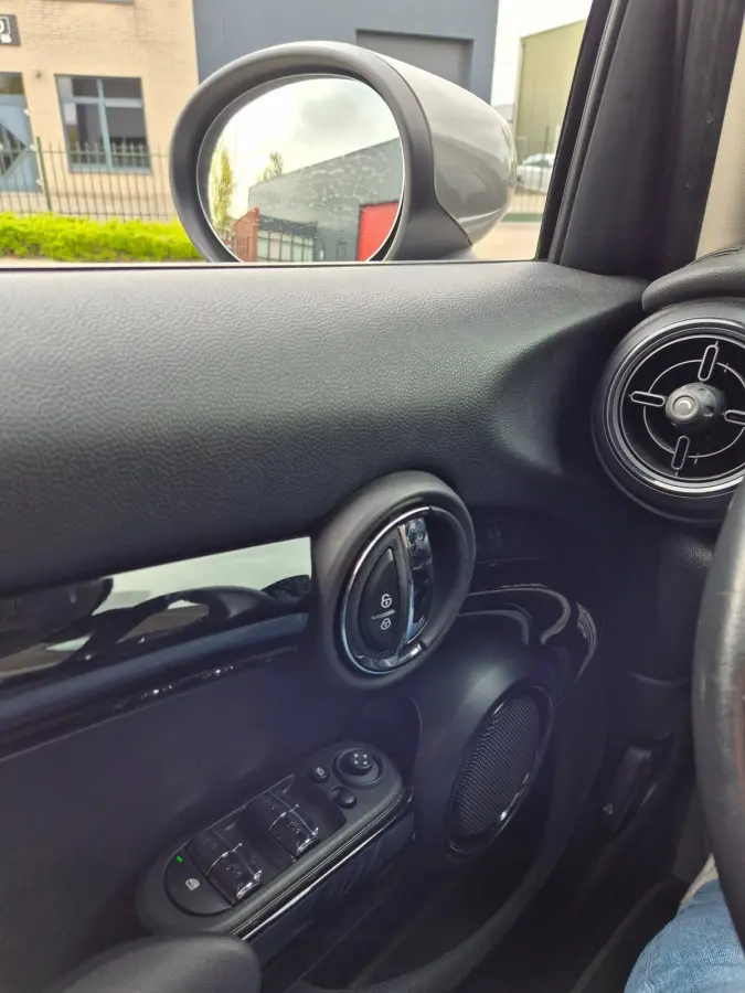 F55 LCI One New model Camera Apple CarPlay Cruise LED RIJKLAAR Mini 1.5 One John Works