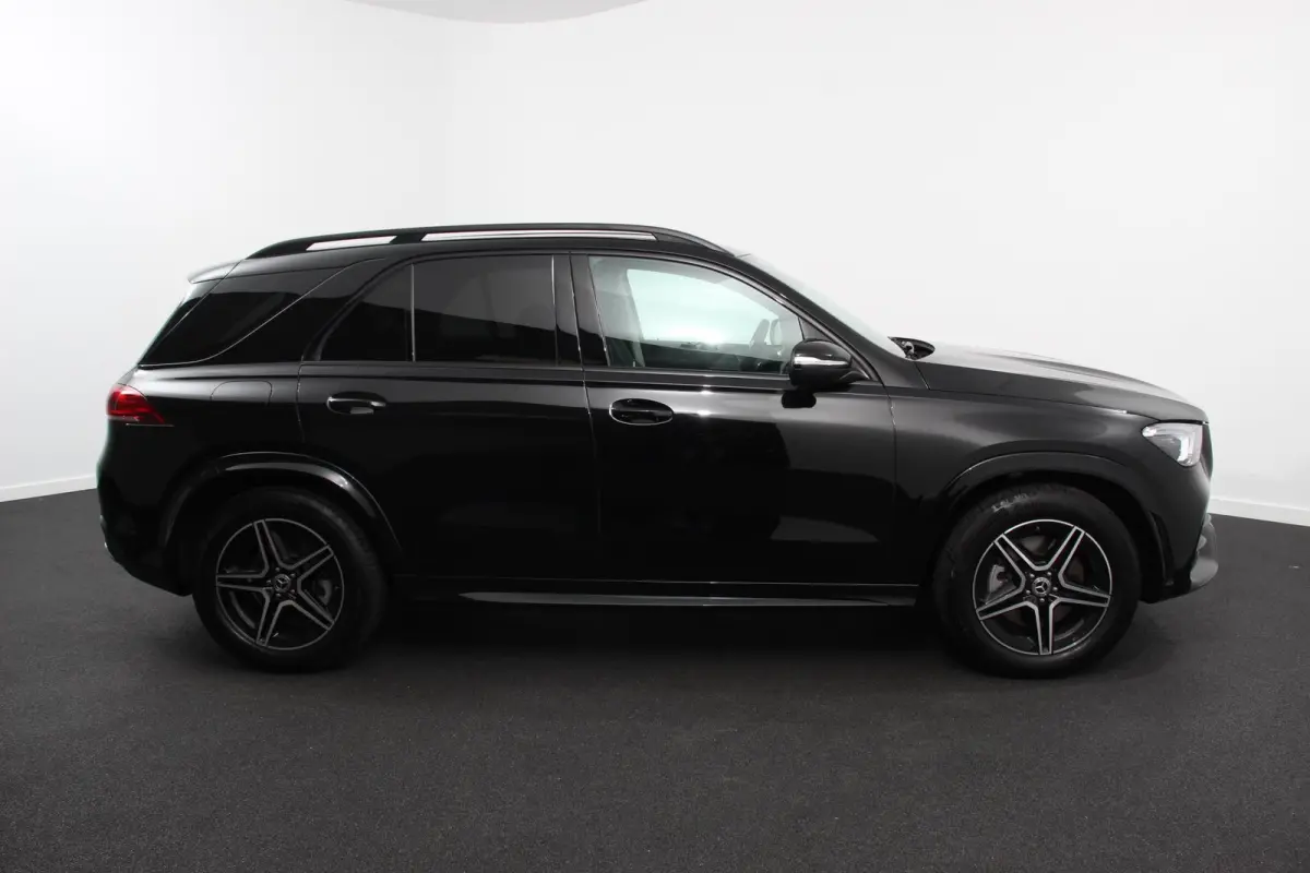 350 e 4MATIC PHEV AMG Panorma dak Burmester surround system Trekhaak Night pakket Camera 360 Climate Control Navigatie Lichtmetalen velgen