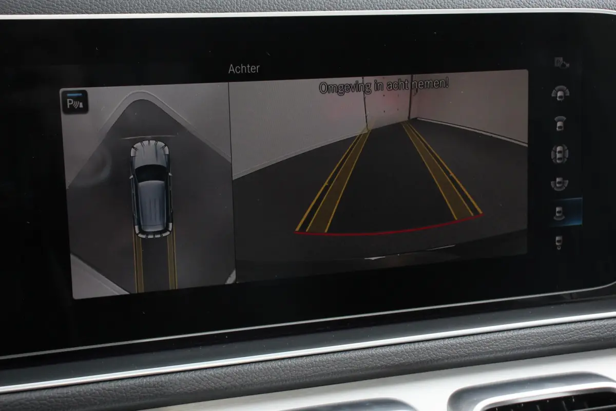 350 e 4MATIC PHEV AMG Panorma dak Burmester surround system Trekhaak Night pakket Camera 360 Climate Control Navigatie Lichtmetalen velgen