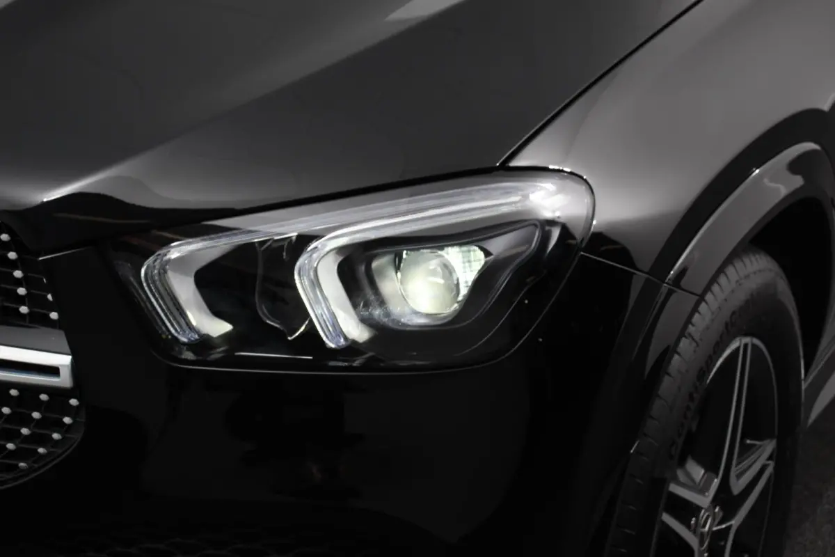 350 e 4MATIC PHEV AMG Panorma dak Burmester surround system Trekhaak Night pakket Camera 360 Climate Control Navigatie Lichtmetalen velgen