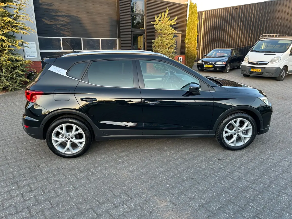 1.0 EcoTSI FR Business Connect, camera, cruise control, carplay, dig. cockpit