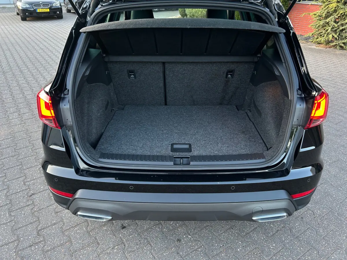 1.0 EcoTSI FR Business Connect, camera, cruise control, carplay, dig. cockpit