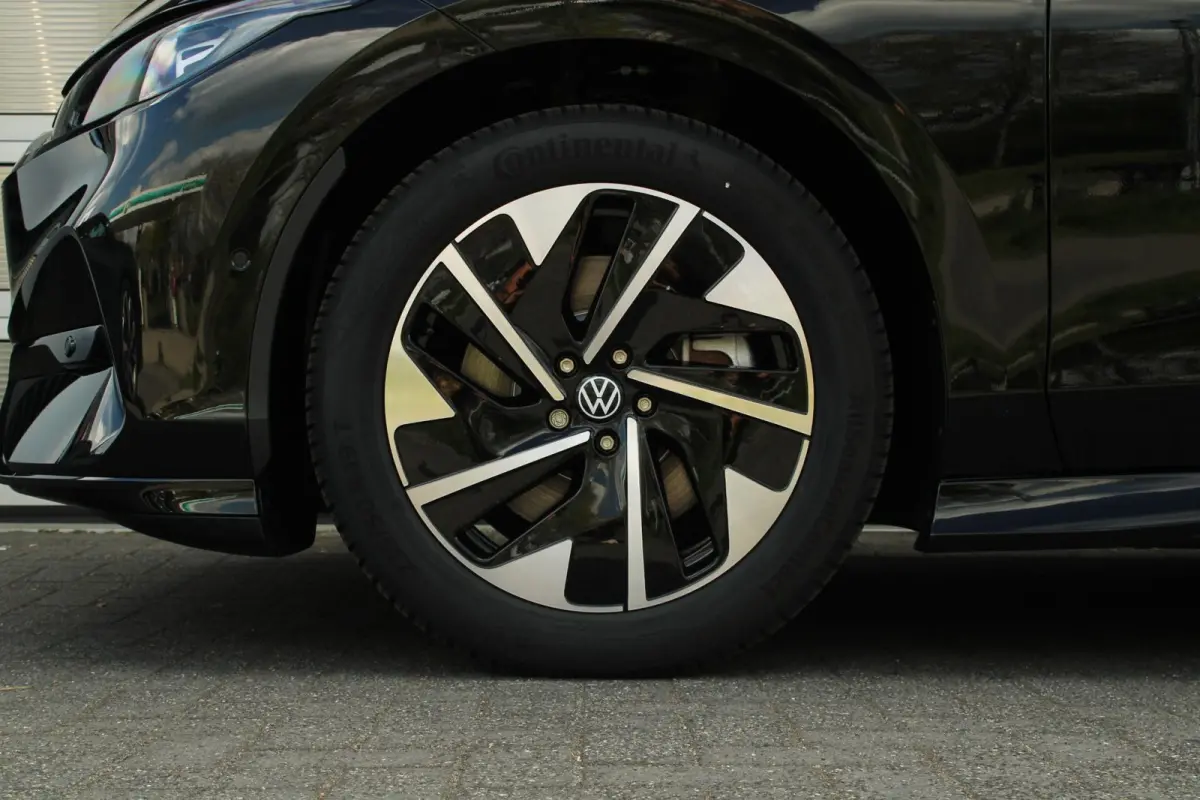 286pk Limited Edition 77 kWh | Black Edition Pakket | Trekhaak Wegklapbaar