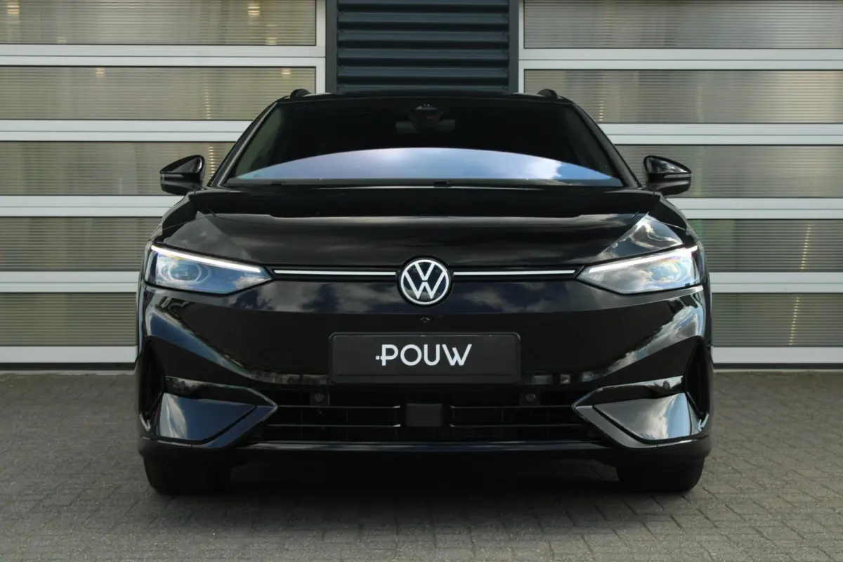 286pk Limited Edition 77 kWh | Black Edition Pakket | Trekhaak Wegklapbaar