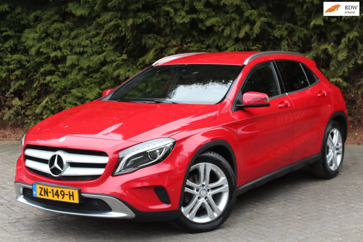 200 d Premium 136PK | Climate Control | Camera | NAVI | Half-leder