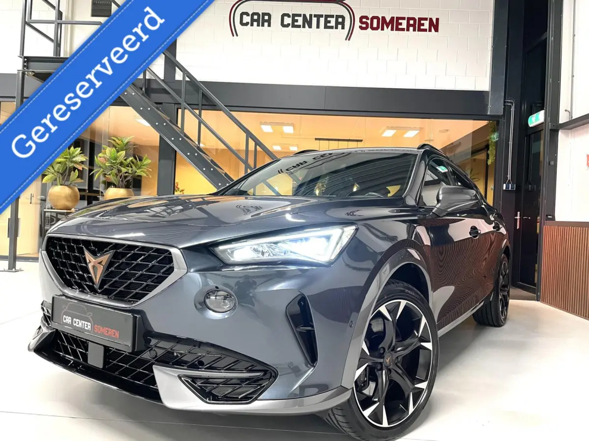 1.4 e-Hybrid VZ 245 PK/ Camera/ CarPlay/ 19''LMV/ Matrix LED