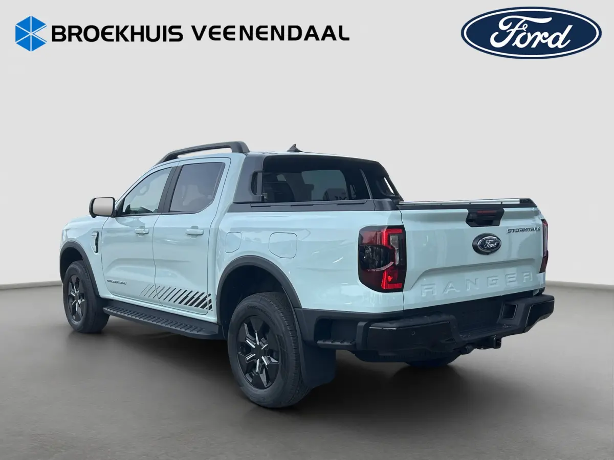 Plug-in-Hybrid Stormtrak e-4WD | 3500KG Trekgewicht | 5 Persoons | 360 Camera | Elektrische Rollertop |