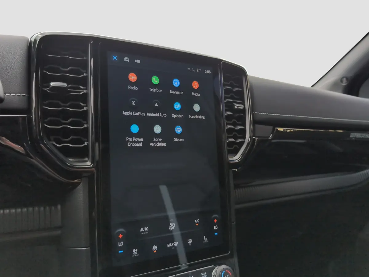 Plug-in-Hybrid Stormtrak e-4WD | 3500KG Trekgewicht | 5 Persoons | 360 Camera | Elektrische Rollertop |