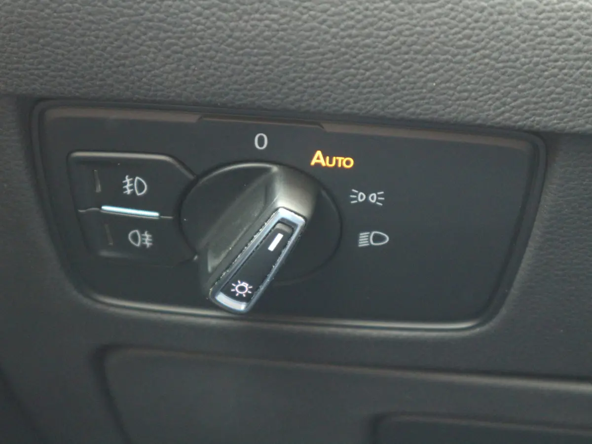 1.5 TSI Business 7-DSG VIRTUAL NL AUTO