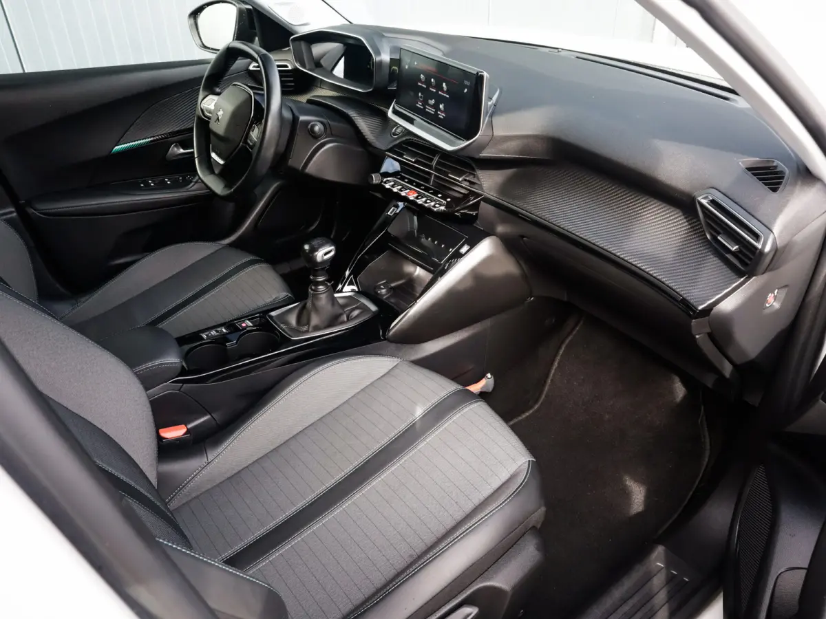 1.2 PureTech Allure Pack 1e-Eig. & Dealer-Onderh. BOVAG-Garantie. NL-Auto.