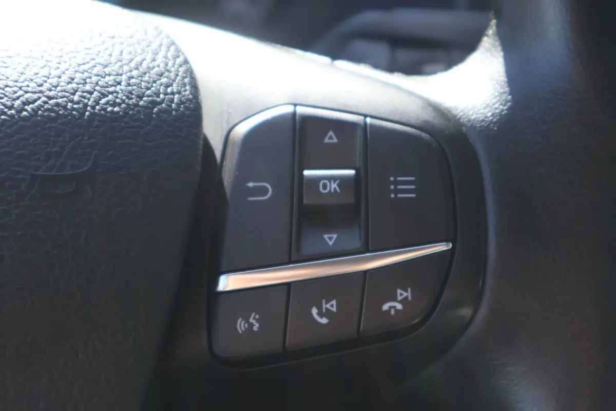 2.0 TDCI 130pk L1 H1 Limited Automaat