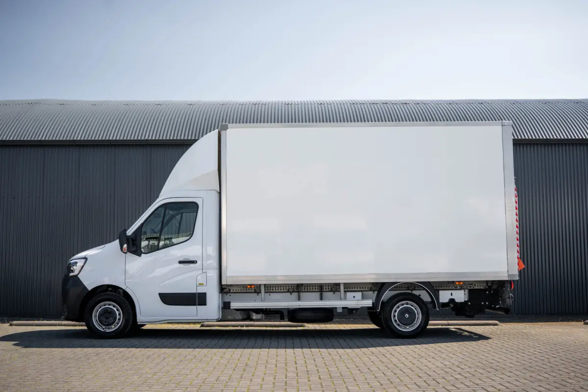 **2.3dCi | Bakwagen met Laadklep | LED | Carplay | Camera | Cruise**