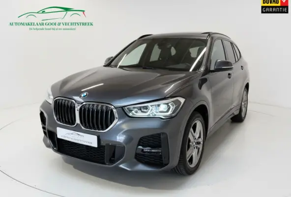 SDrive18i High Exec. M-Sport - Panorama - Trekhaak - Memory