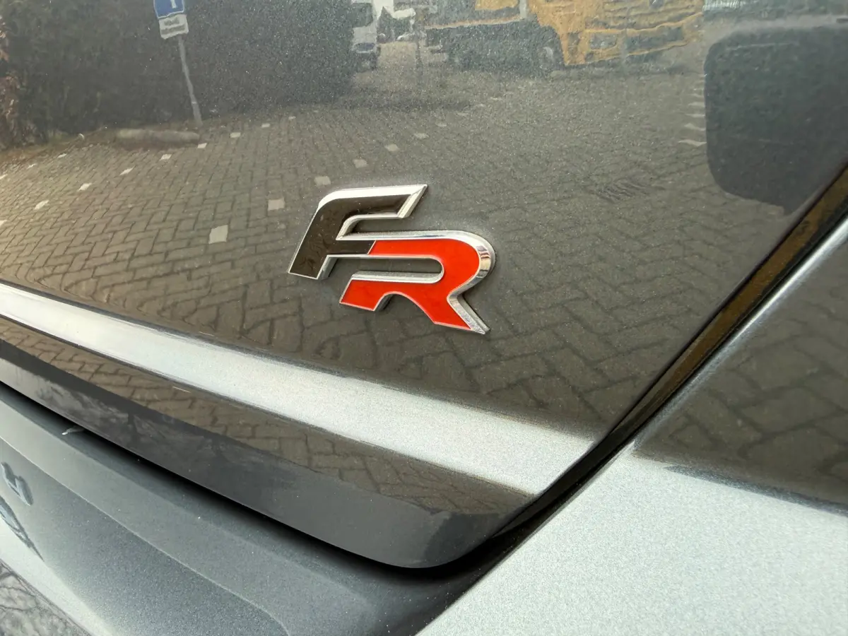 1.0 TSI FR Limited Edition - Alcantara - Navi - Winterpakket - Trekhaak - Org.NL