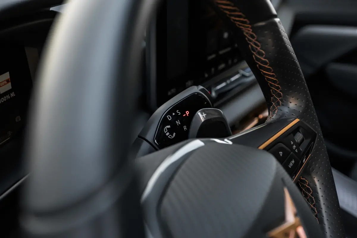 1.5 TSI e-Hybrid 272pk VZ Performance | Sennheiser sound sytem | Alcantara bekleding | Head-up display | Panoramadak | Elektrisch verstelb. voorstoelen | Navigatie | 20" LMV