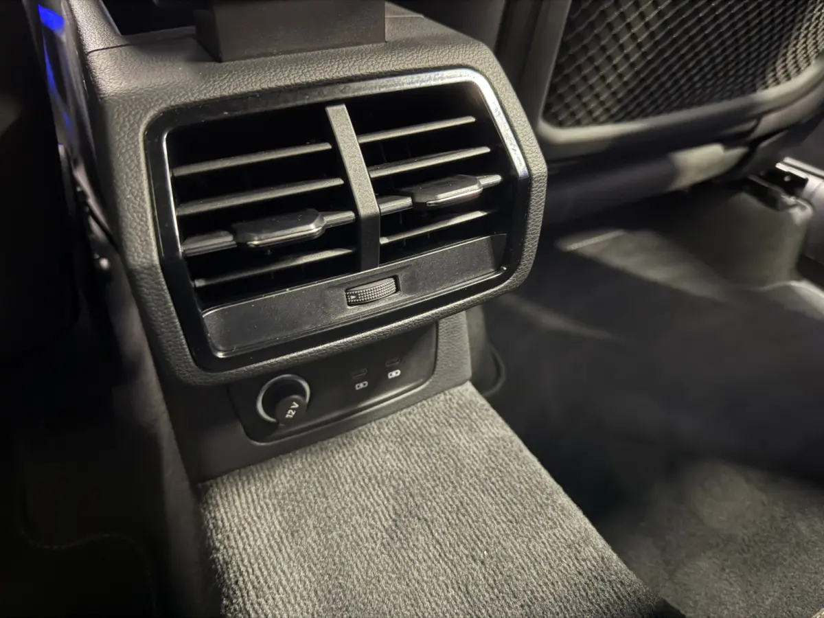 45 TFSI e Edition PANO/TREKHAAK/LEER-SPORT/MEMORY/ACC/MATRIX/SFEER/KEYLESS/CARPLAY/EL.A.KLEP/DONKERE-HEMEL/BLACK-OPTIC/FLORETTSILBER/VOLLEDIG AUDI DEALER HISTORIE