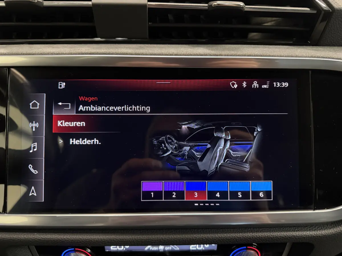 45 TFSI e Edition PANO/TREKHAAK/LEER-SPORT/MEMORY/ACC/MATRIX/SFEER/KEYLESS/CARPLAY/EL.A.KLEP/DONKERE-HEMEL/BLACK-OPTIC/FLORETTSILBER/VOLLEDIG AUDI DEALER HISTORIE