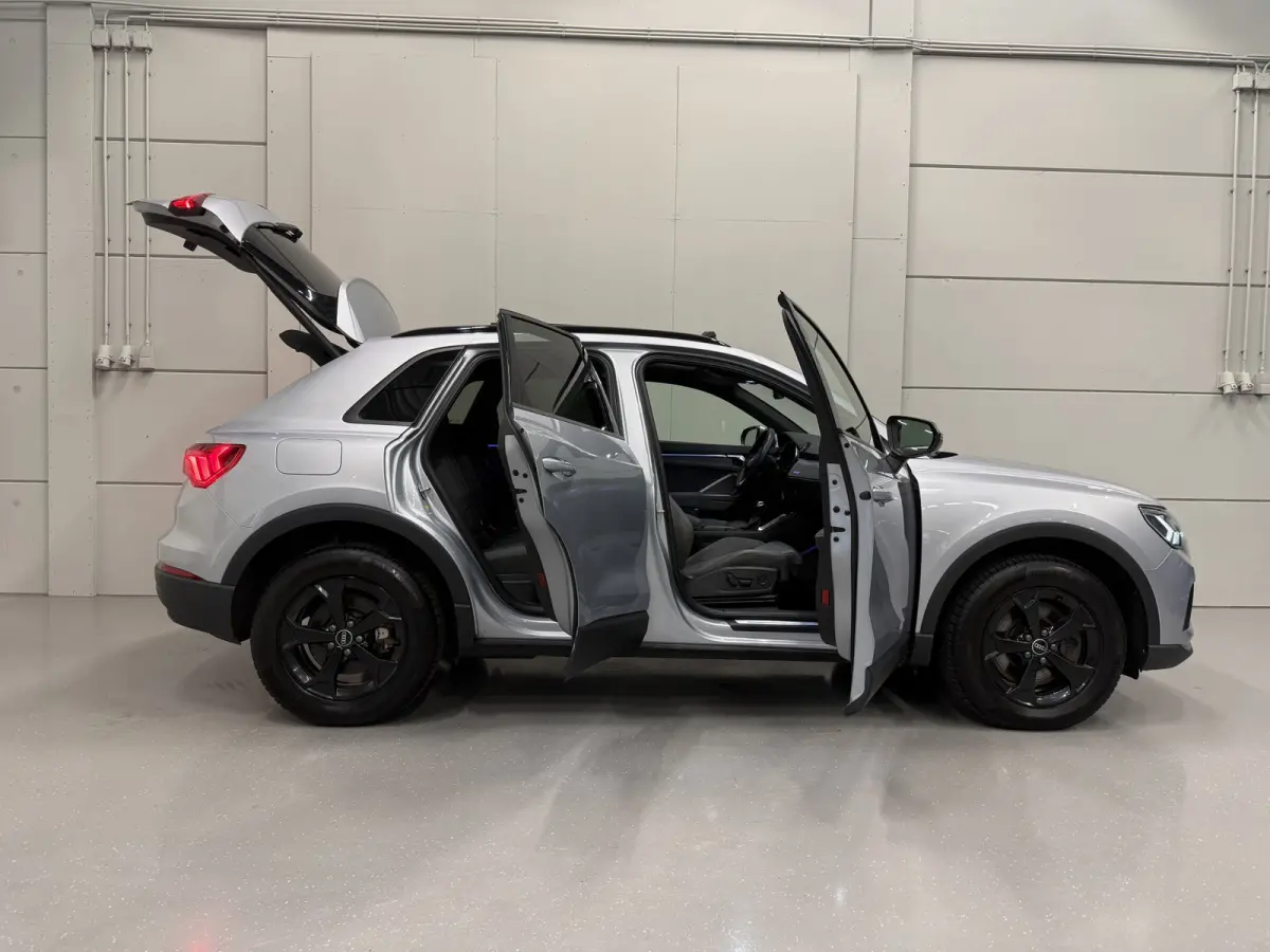 45 TFSI e Edition PANO/TREKHAAK/LEER-SPORT/MEMORY/ACC/MATRIX/SFEER/KEYLESS/CARPLAY/EL.A.KLEP/DONKERE-HEMEL/BLACK-OPTIC/FLORETTSILBER/VOLLEDIG AUDI DEALER HISTORIE