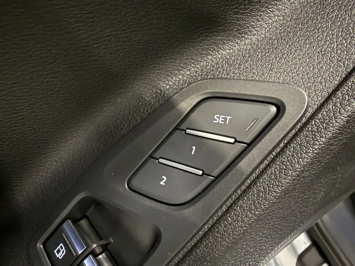 45 TFSI e Edition PANO/TREKHAAK/LEER-SPORT/MEMORY/ACC/MATRIX/SFEER/KEYLESS/CARPLAY/EL.A.KLEP/DONKERE-HEMEL/BLACK-OPTIC/FLORETTSILBER/VOLLEDIG AUDI DEALER HISTORIE