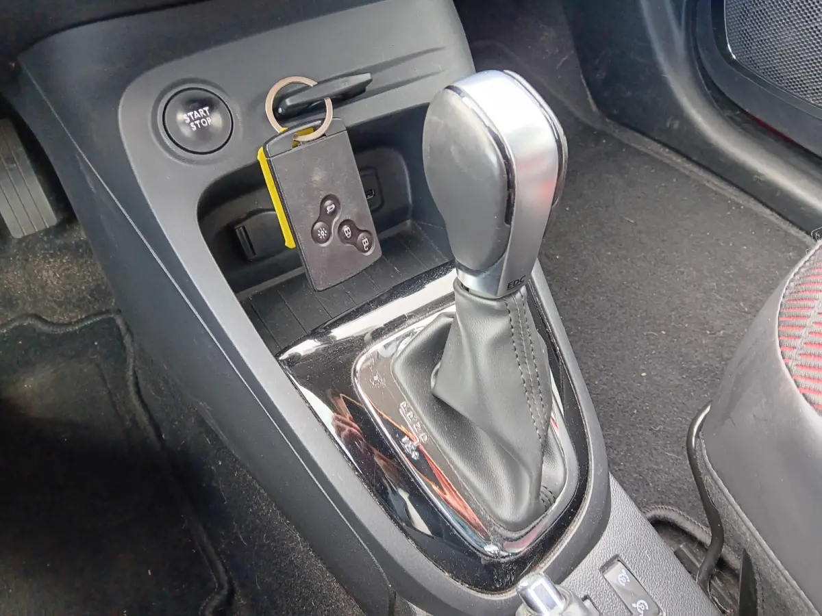 1.2 TCe Xmod,NAV,PDC,AUTOMAAT,TREKH,CRUISE,TWO TONE,CAMERA