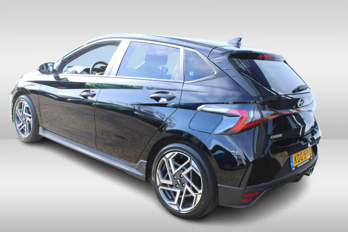 1.2 MPI N-line Dode hoek detectie l Parkeercamera l Apple carplay/ Android auto l Lane assist