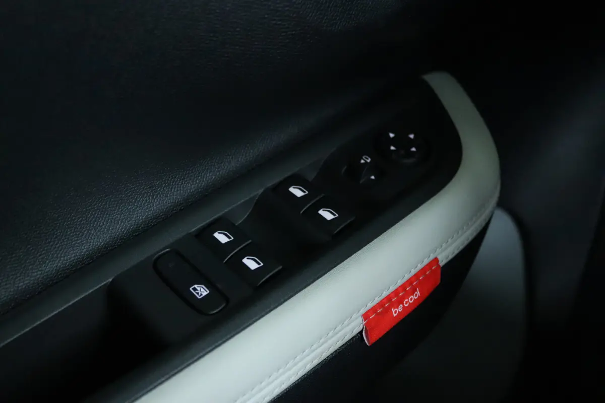 Max 44 kWh | 1-Fase | Cruise Control | Camera | Navigatie | Climate Control | LED | LMV | Comfort Stoelen