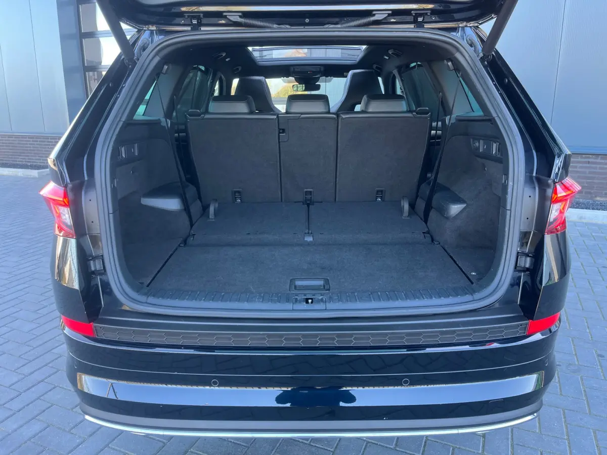 1.5 TSI Sportline Business 7p./NL.Auto/Panoramadak/Clima/Virtual Cockpit/Alcantara/1Ste Eigenaar/Dealer Onderhouden