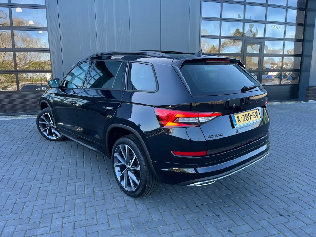 1.5 TSI Sportline Business 7p./NL.Auto/Panoramadak/Clima/Virtual Cockpit/Alcantara/1Ste Eigenaar/Dealer Onderhouden