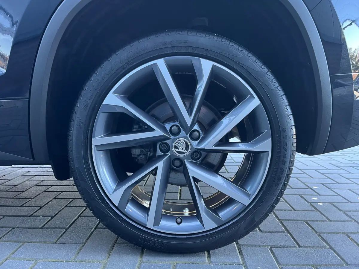 1.5 TSI Sportline Business 7p./NL.Auto/Panoramadak/Clima/Virtual Cockpit/Alcantara/1Ste Eigenaar/Dealer Onderhouden