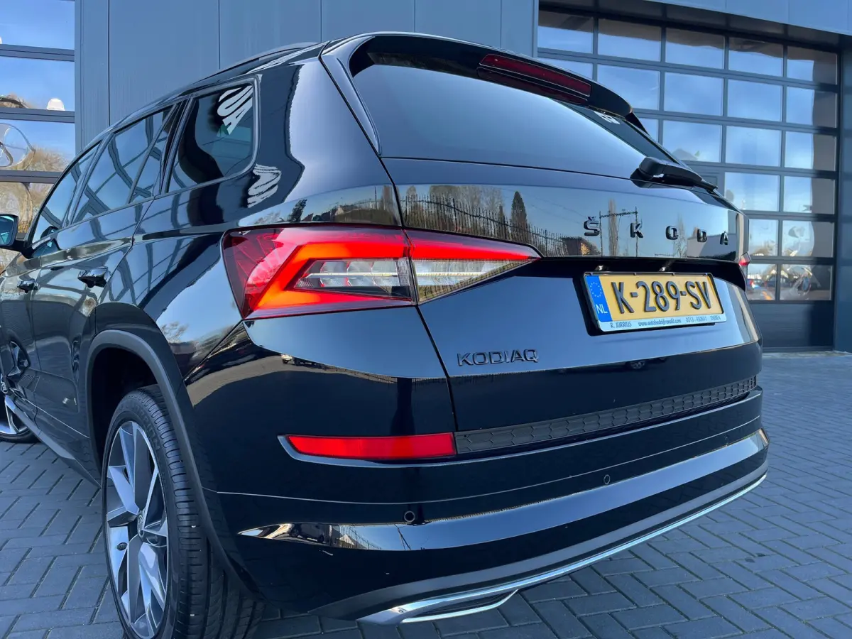 1.5 TSI Sportline Business 7p./NL.Auto/Panoramadak/Clima/Virtual Cockpit/Alcantara/1Ste Eigenaar/Dealer Onderhouden