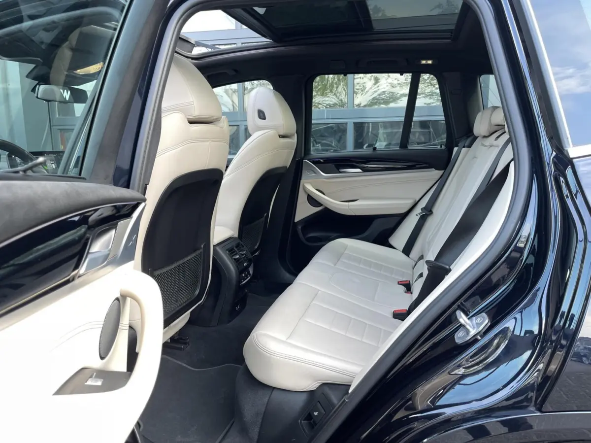 xDrive20i High Executive Edition M-PAKKET|PANORAMADAK|HUD|H&K|360 CAMERA|TREKHAAK|CARPLAY|SFEERVERLICHTING|ACC Cruise Control